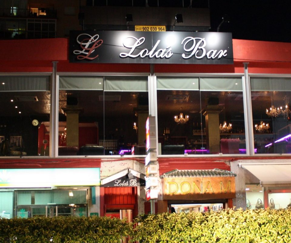 Lolas Bar